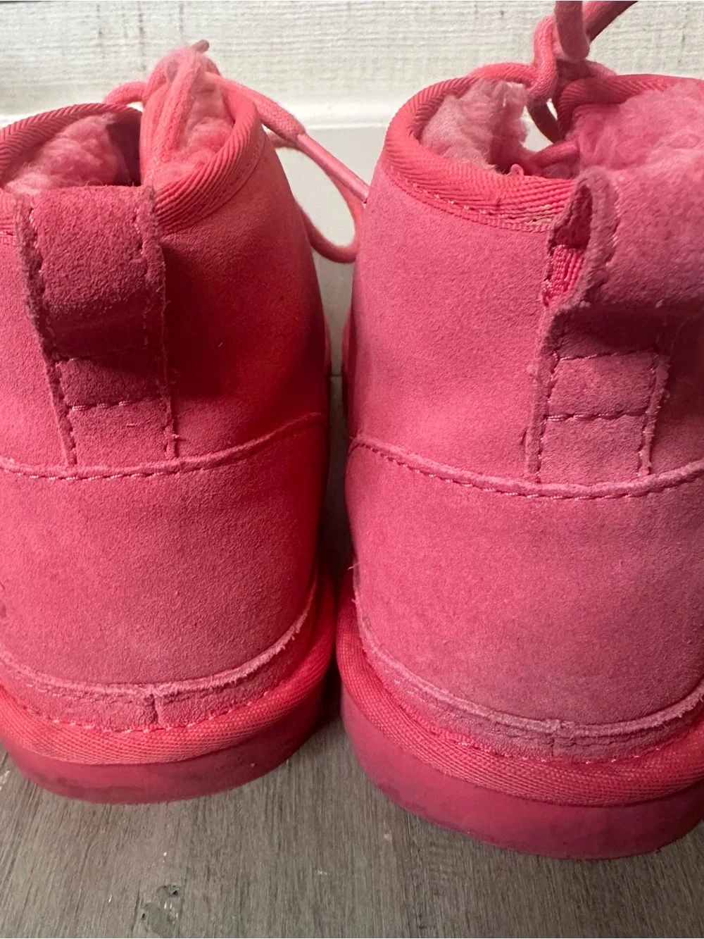 UGG WOMEN'S NEUMEL Boots Color: Pink Glow Women’s size 9